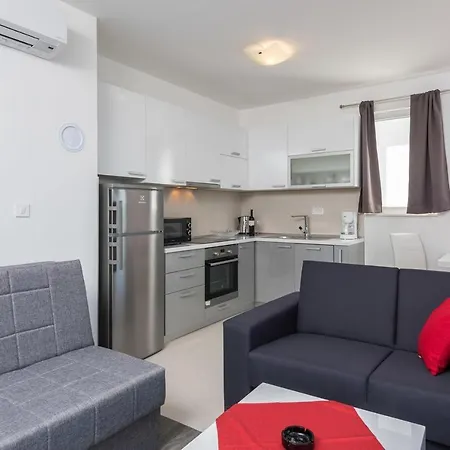 Poseidon アパート