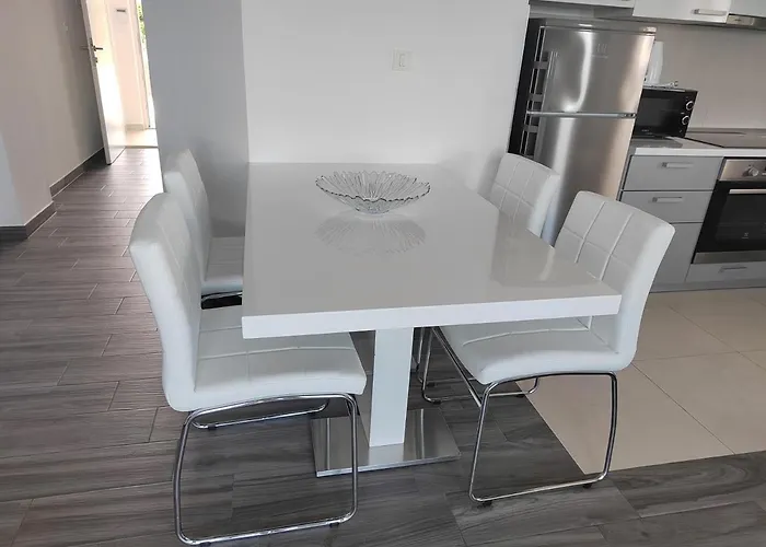 דירה Poseidon סרסר